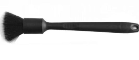 MaxShine Ever So Soft Brush (White&Black)